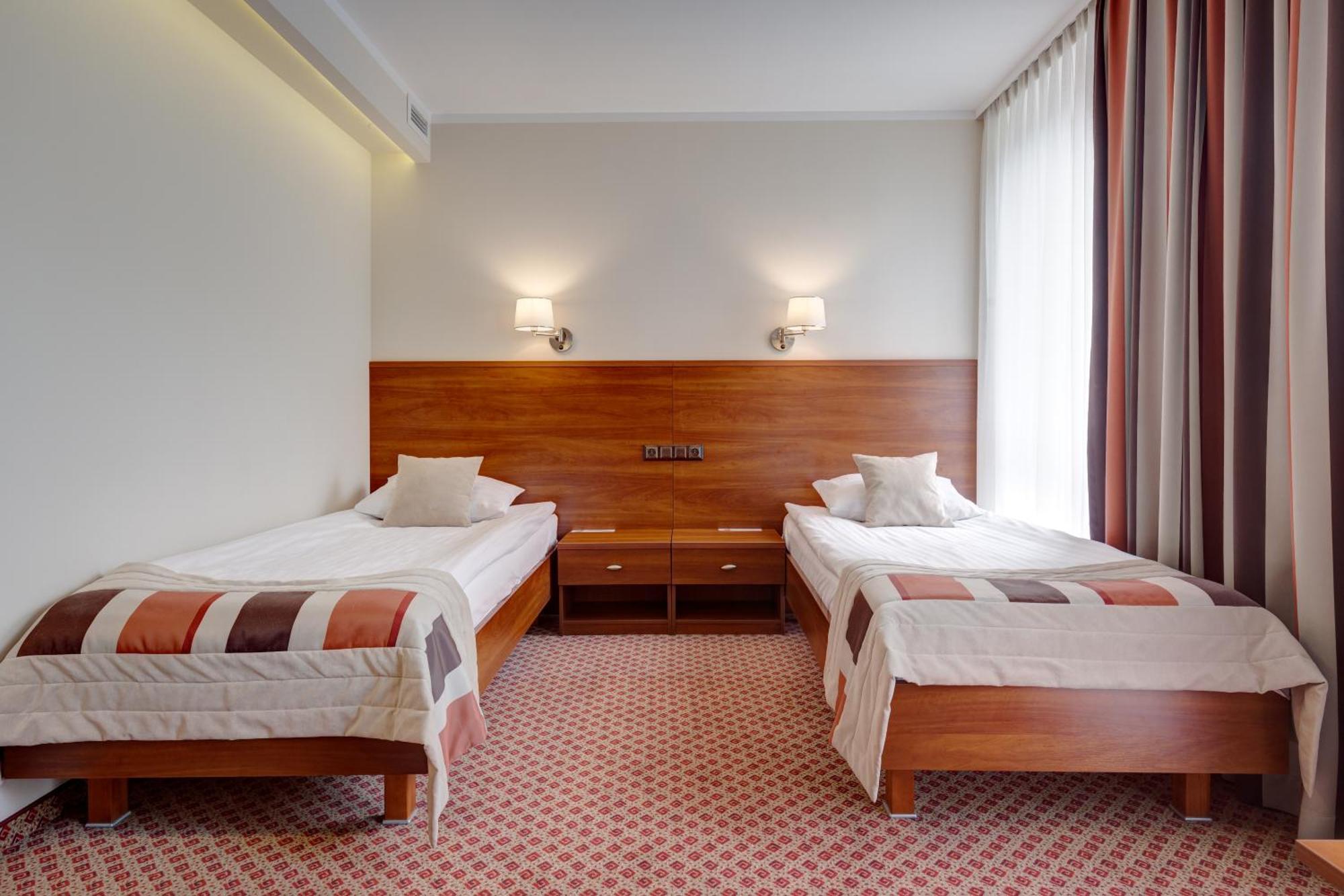 Deluxe Twin Room,1277057302:JPEG