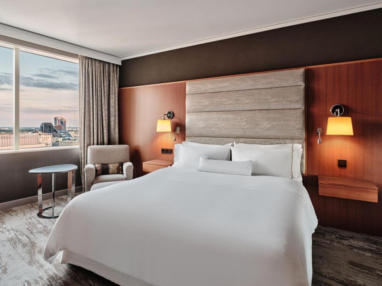 Superior, Guest room, 1 King,1537520011:JPEG