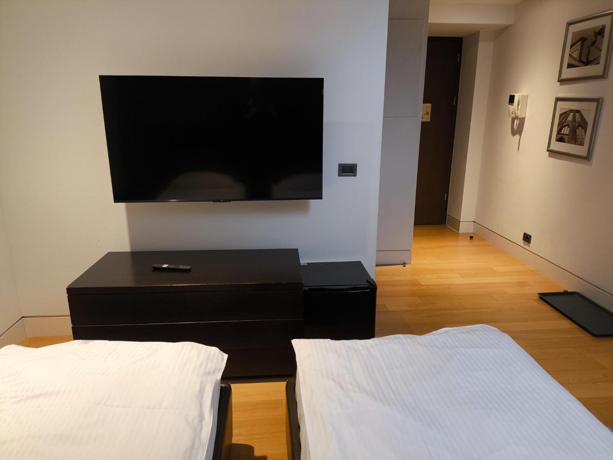 Small Twin Room
